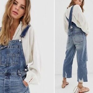 WE THE FREE. FREE PEOPLE Distressed Denim Overalls